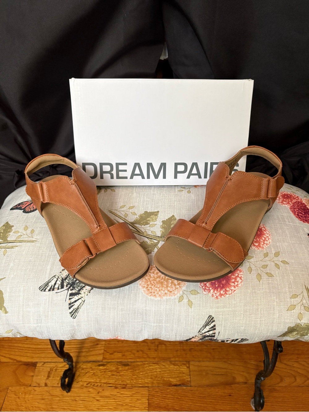 Dream Pairs Women’s Brown T-Strap Casual Sandals